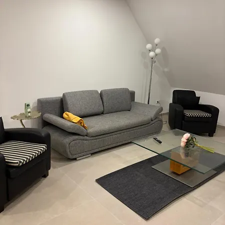 Exklusive Neubauwohnung Apartment *